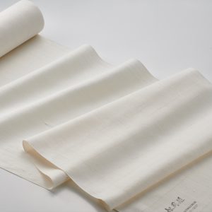 松岡被糸使用の後染用白生地の紬